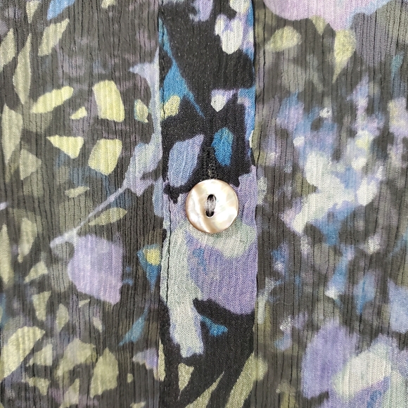 MARSH LANDING 100% Silk Black and Purple Sheer Button Up Floral Top Sz M - Picture 4 of 11
